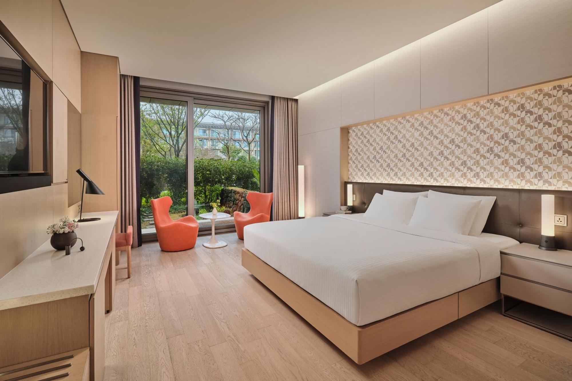 Landing Jeju Shinhwa World Hotel Экстерьер фото
